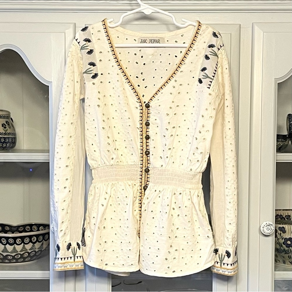 Jak & Peppar “New Day” Sample Embroidered Bohemian Style Eyelet Peplum Top Sz 8‍